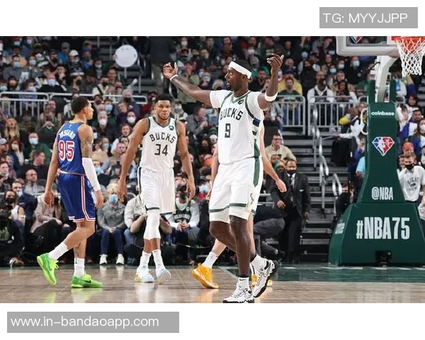 全队三分命中率高达50波蒂斯称默契提升助力进攻表现 全队三分命中率高达50波蒂斯称默契提升助力进攻表现