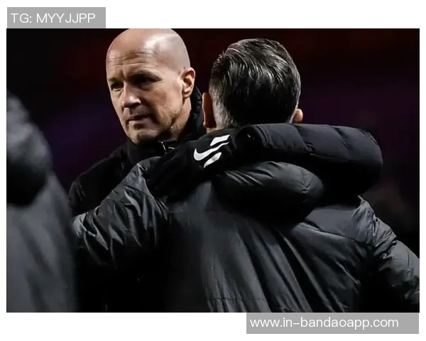 布尔克解析中超判罚标准与欧洲差异深刻体会比赛规则的不同之处 布尔克解析中超判罚标准与欧洲差异深刻体会比赛规则的不同之处